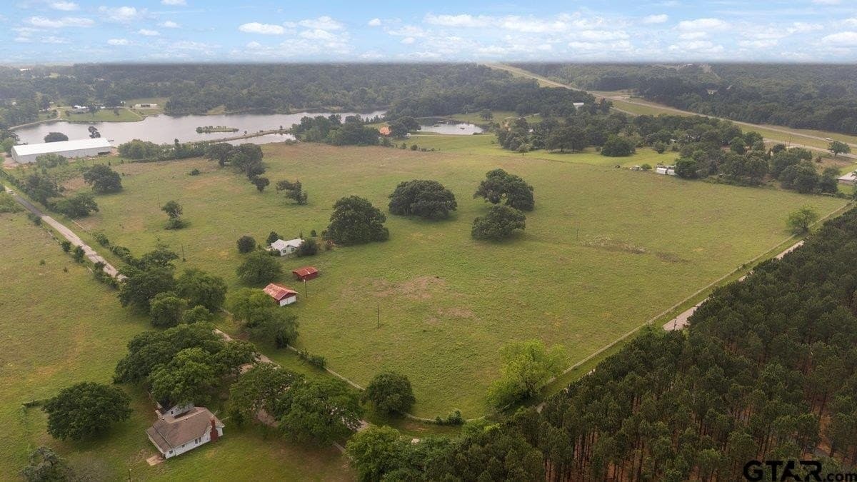 65.22 acres in Henderson County - photo 9