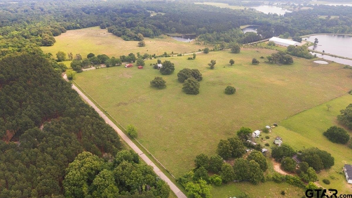 65.22 acres in Henderson County - photo 6