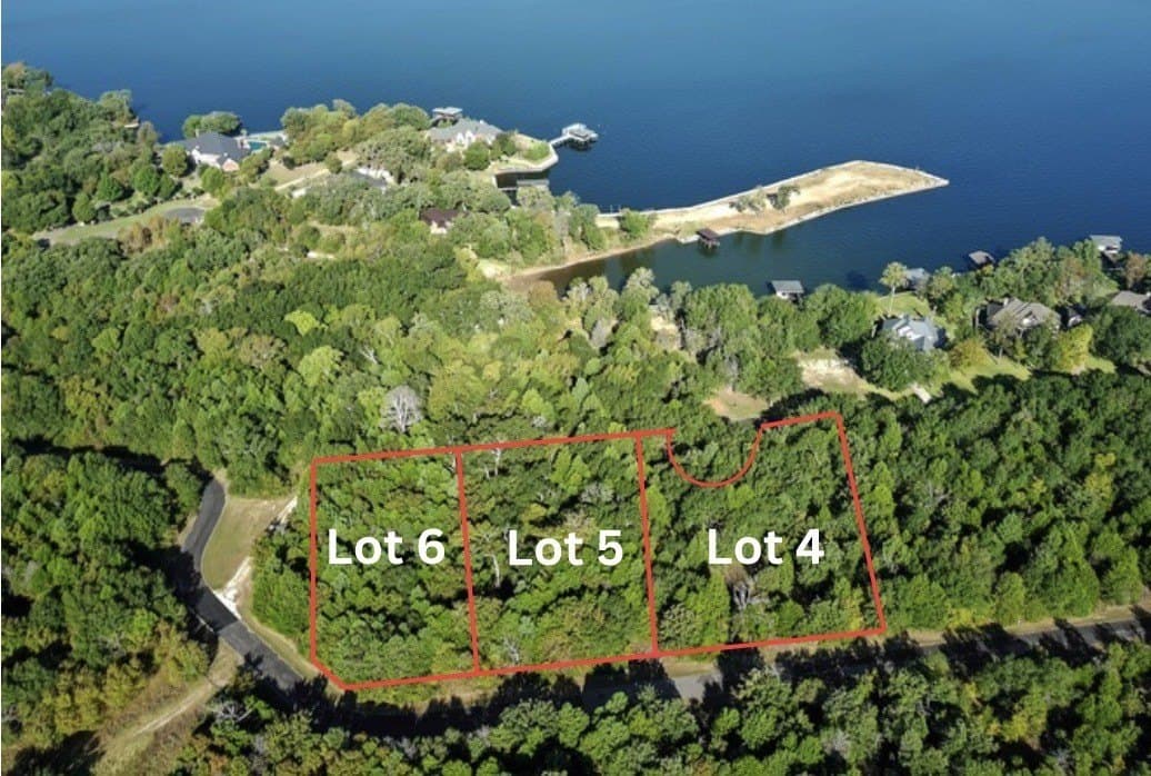 1.12 acres in Freestone County