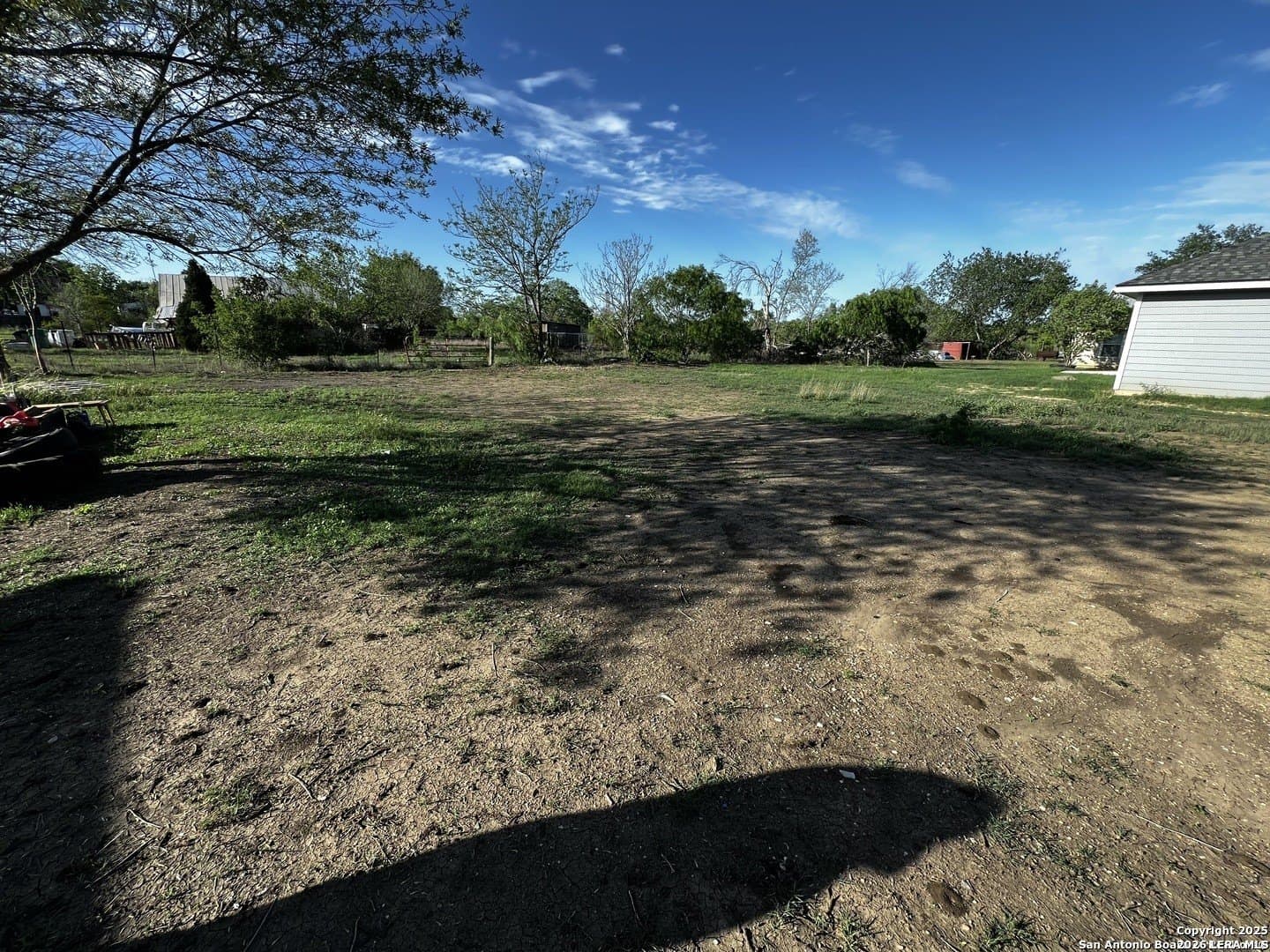 0.17 acres in Atascosa County gallery image 3