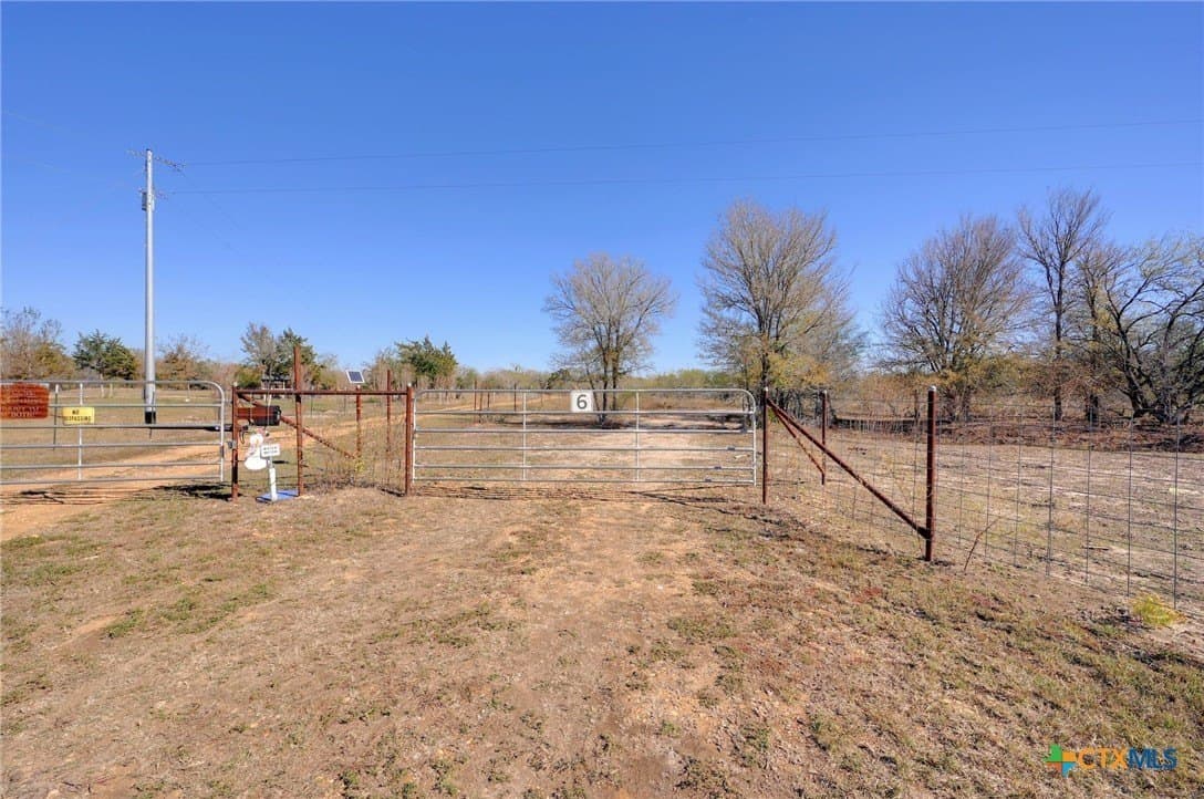 29.15 acres in Fayette County gallery image 2