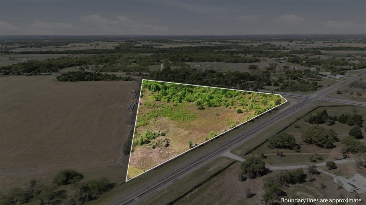 8.67 acres in Hill County - photo 2