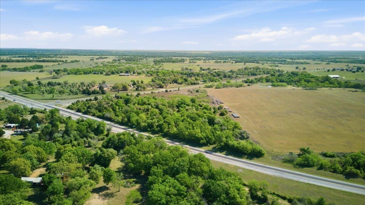 8.67 acres in Hill County - photo 9