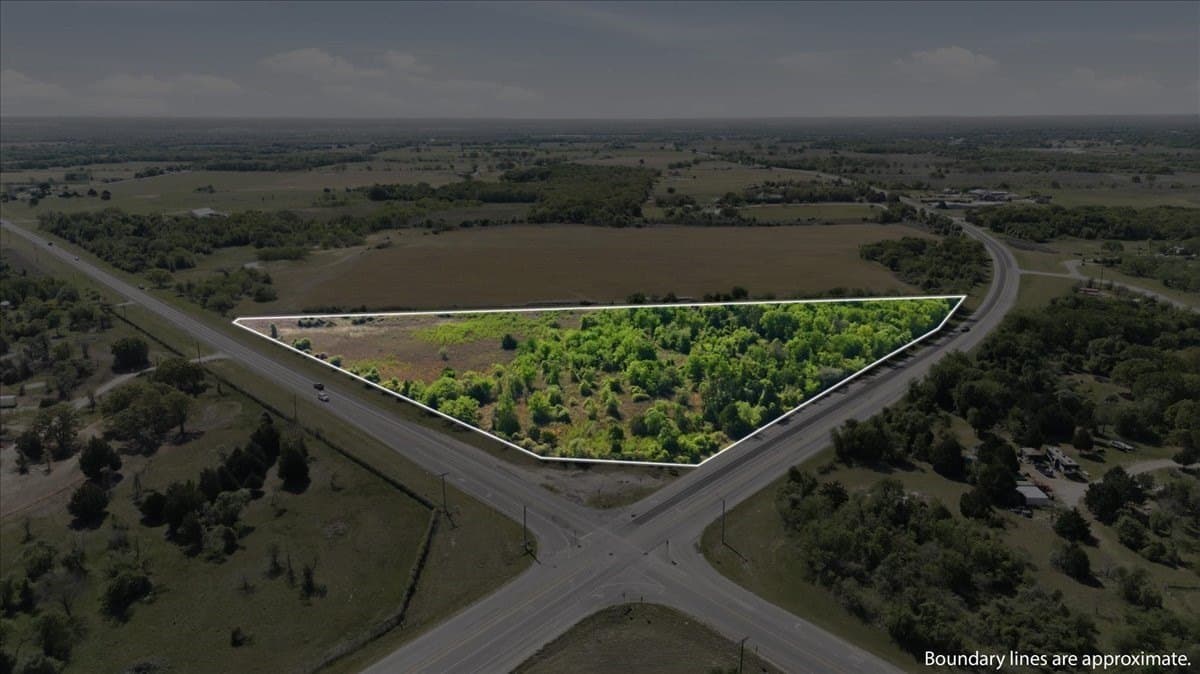 8.67 acres in Hill County