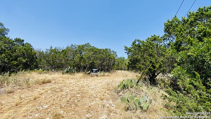 0.4 acres in Bandera County - photo 27