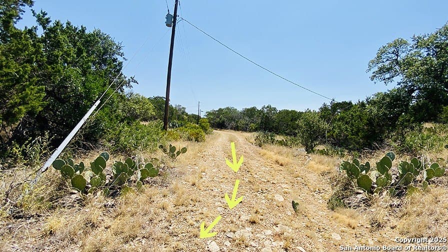 0.4 acres in Bandera County - photo 9