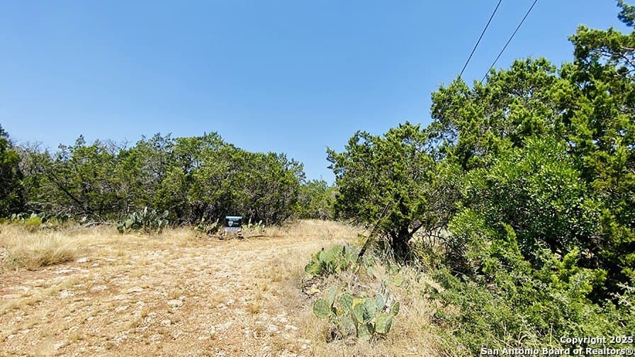 0.4 acres in Bandera County - photo 28