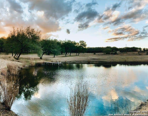 10.19 acres in Comal County gallery image 3