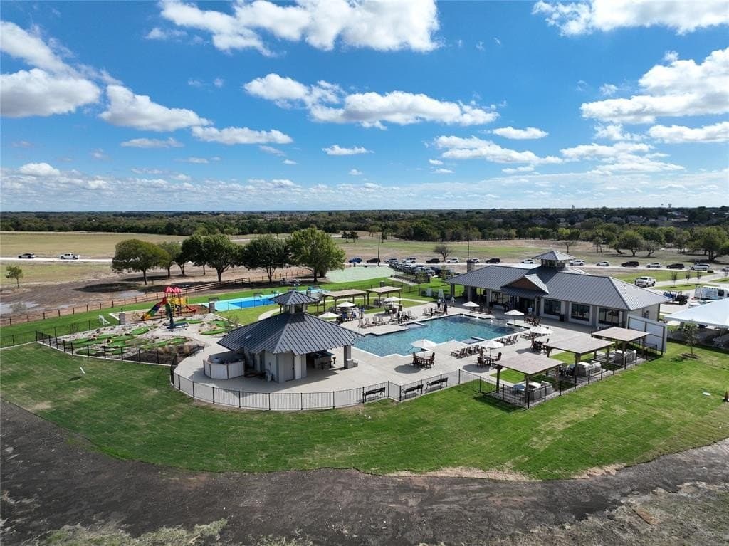 1 acres in Ellis County