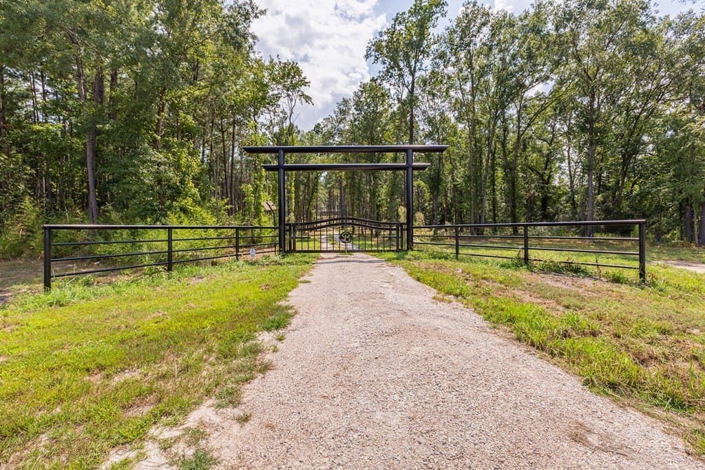11.9 acres in Texas County gallery image 2