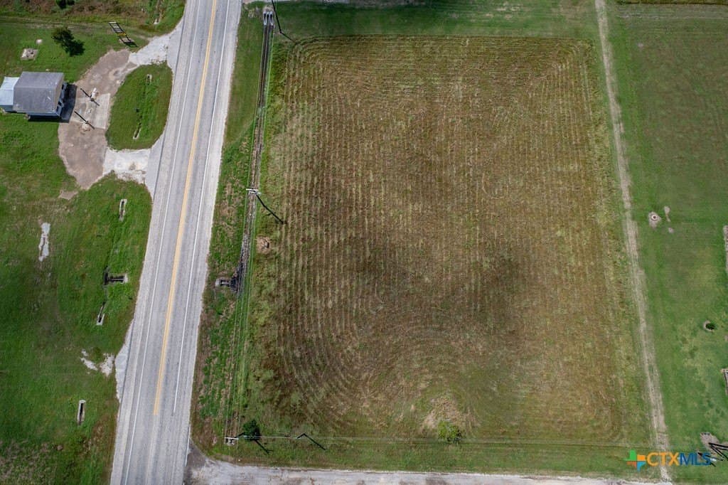1.58 acres in Calhoun County gallery image 3