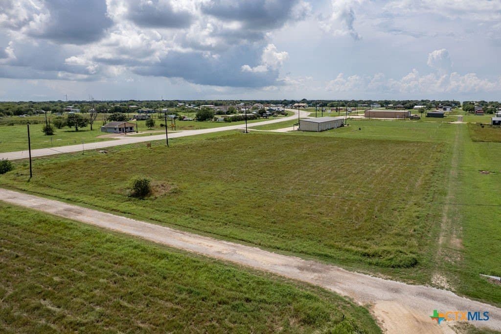 1.58 acres in Calhoun County - photo 6