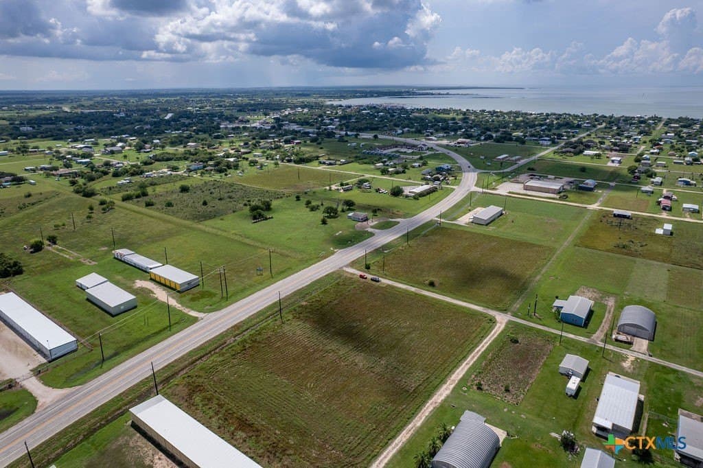 1.58 acres in Calhoun County gallery image 4