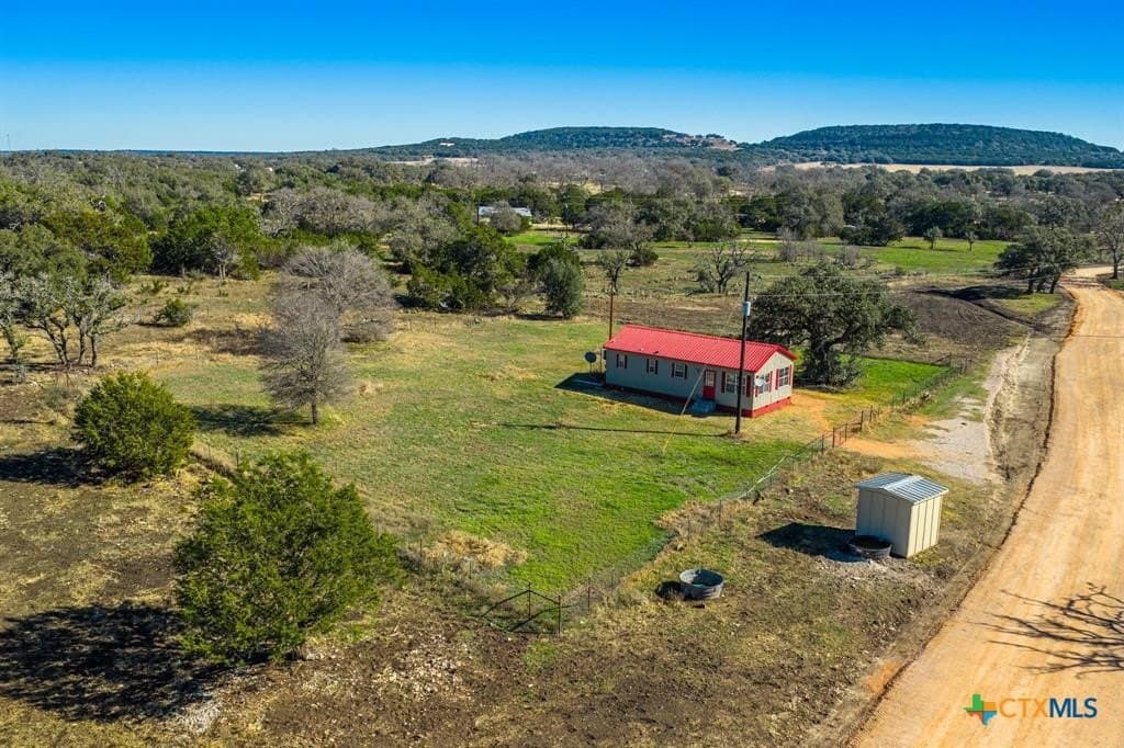 10.4 acres in Burnet County gallery image 4