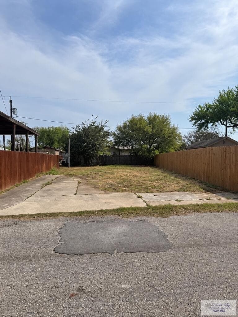 0.05 acres in CAMERON County - photo 3