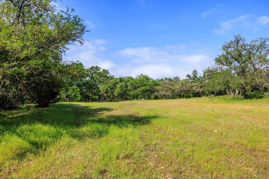 101.63 acres in Kerr County - photo 8
