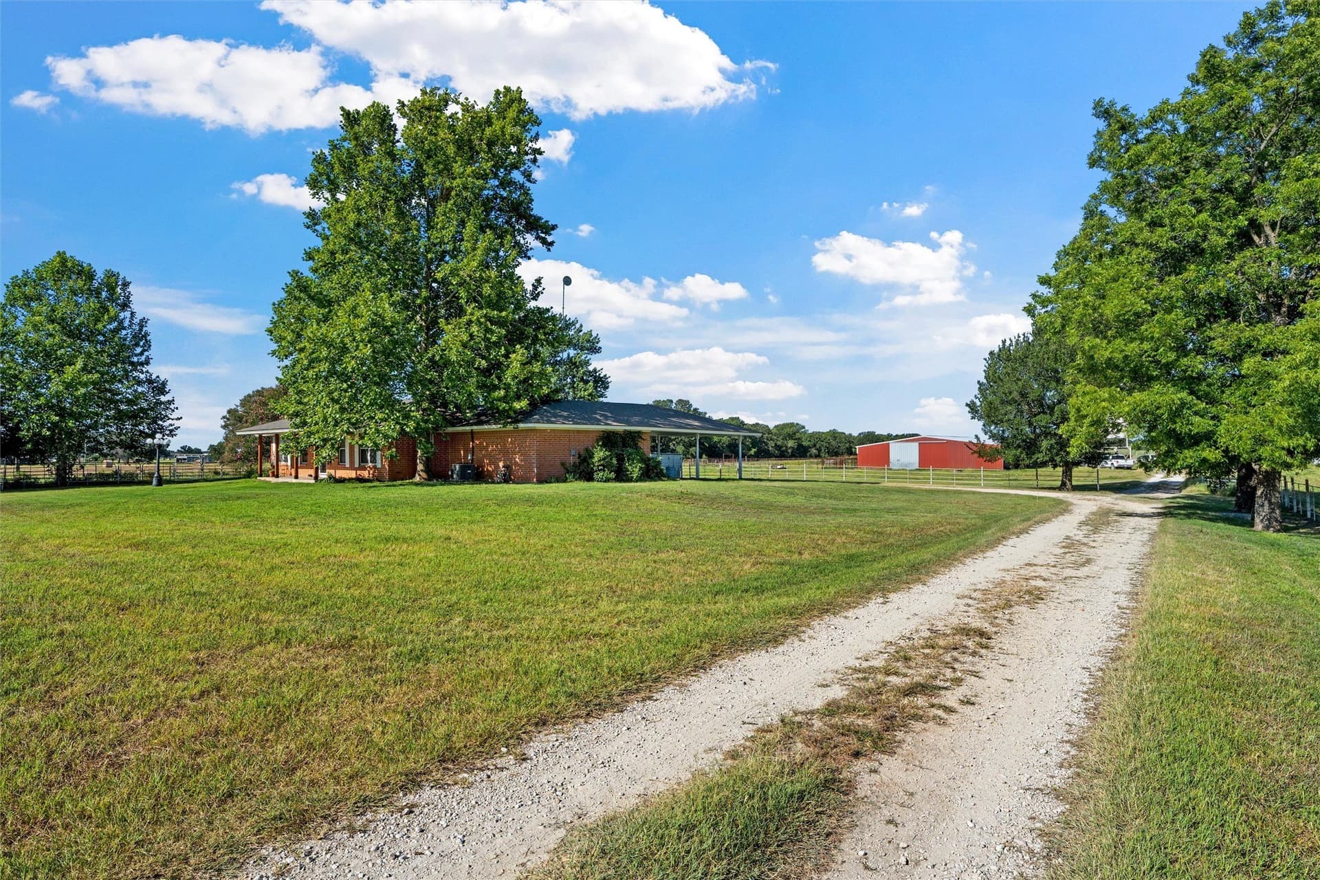 42.81 acres in Hill County - photo 6