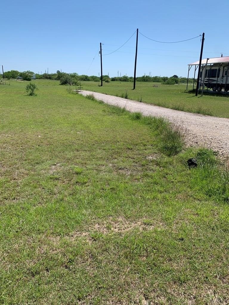 0.25 acres in Palacios Area County gallery image 4