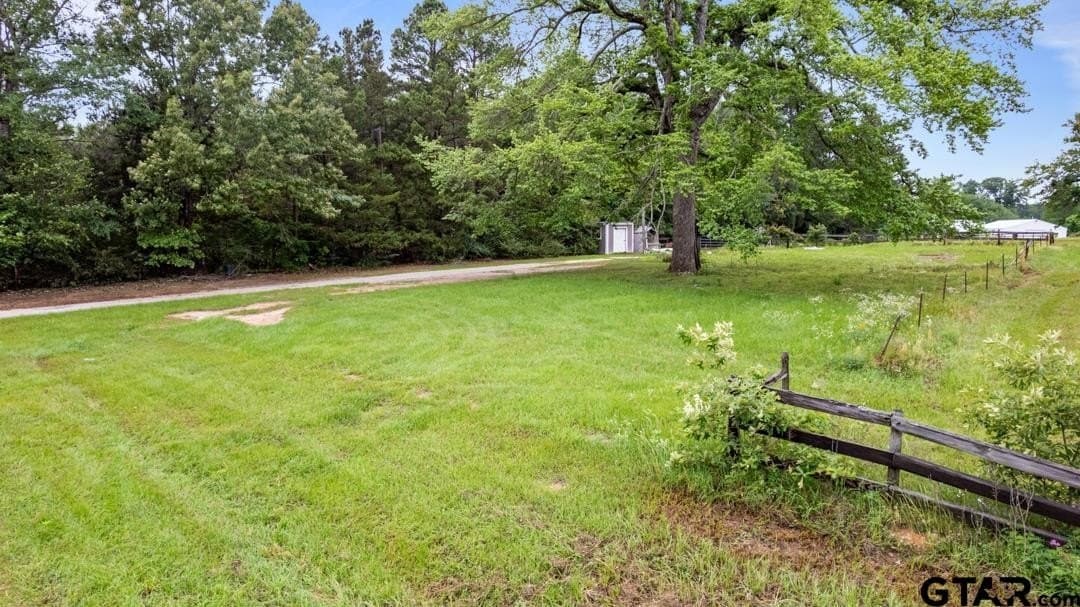 3.37 acres in Smith County - photo 11