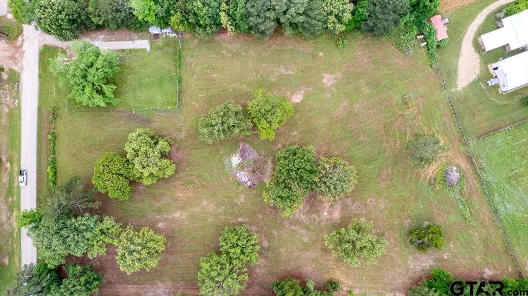 3.37 acres in Smith County - photo 3