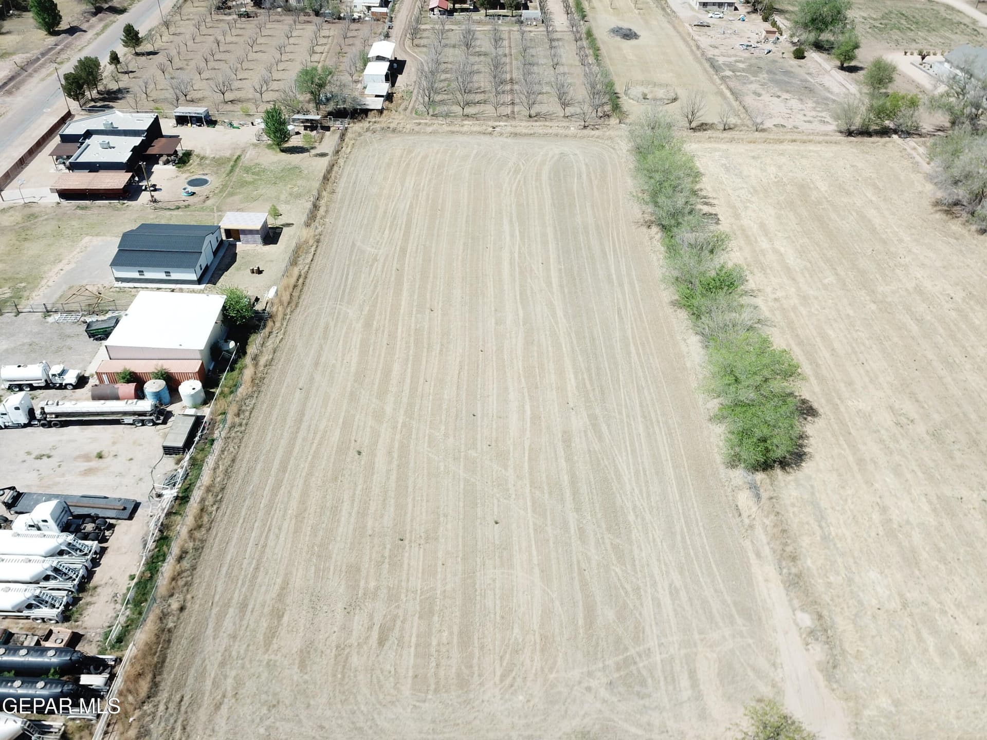 1.99 acres in El Paso County gallery image 2