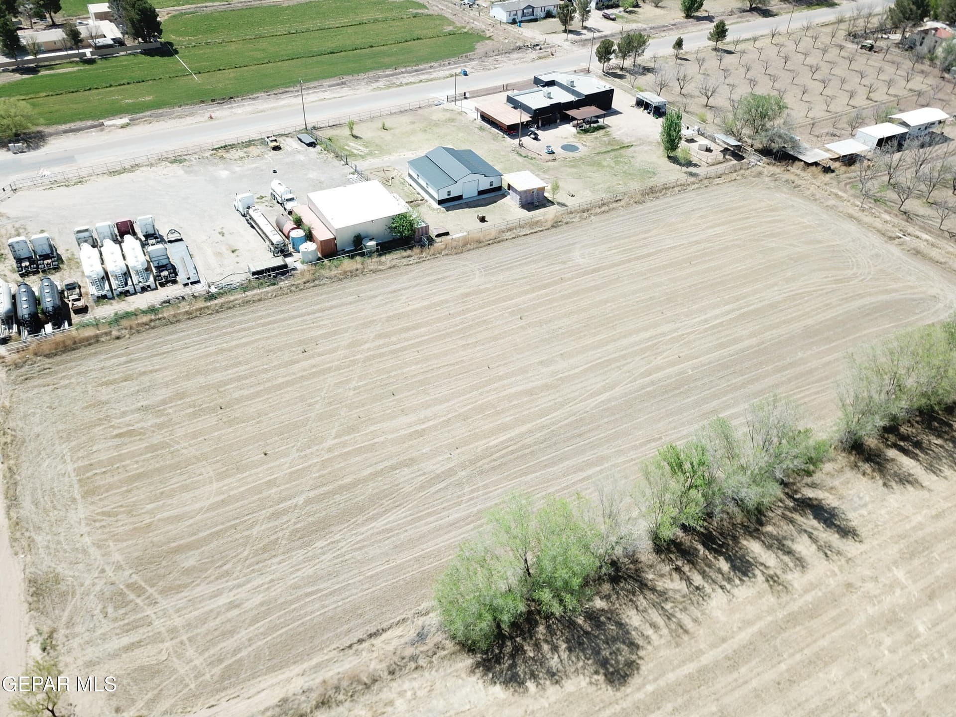 1.99 acres in El Paso County gallery image 4
