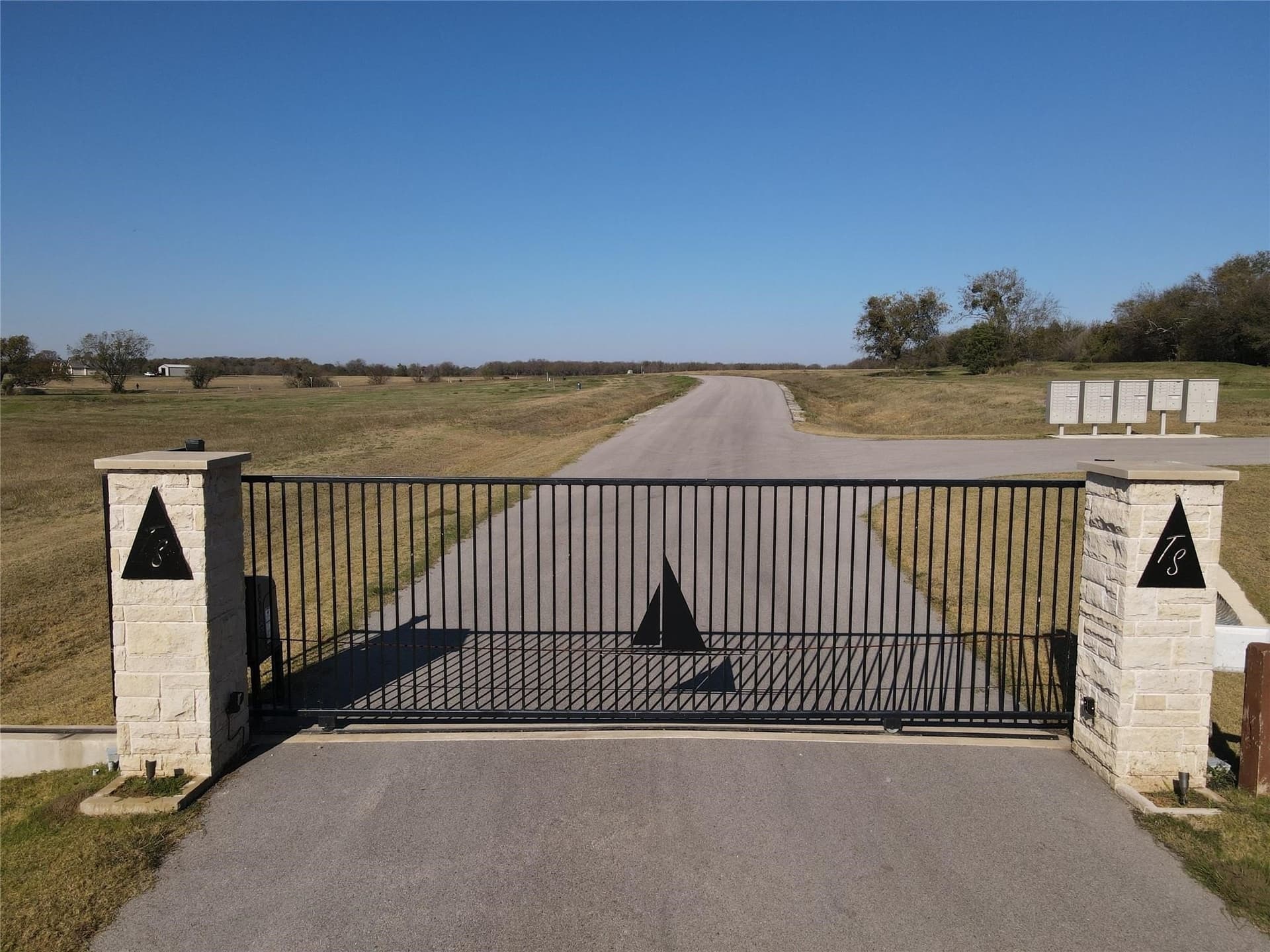 1.19 acres in Navarro County - photo 6