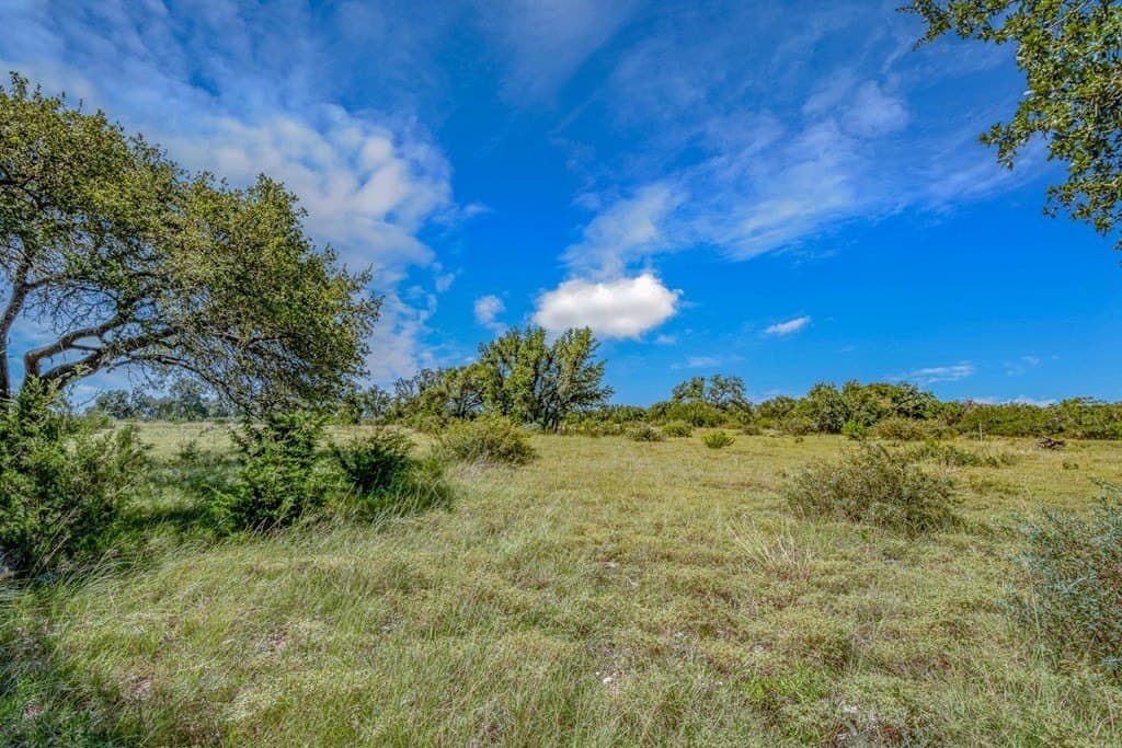 10.69 acres in Gillespie County - photo 2