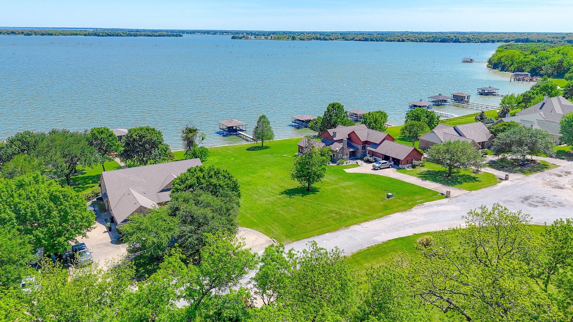 0.6 acres in Navarro County - photo 15