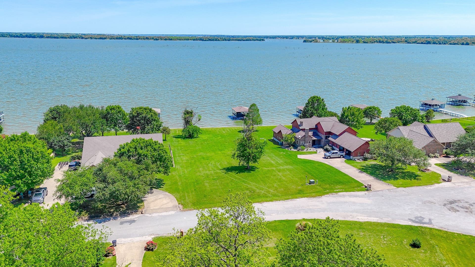 0.6 acres in Navarro County - photo 16