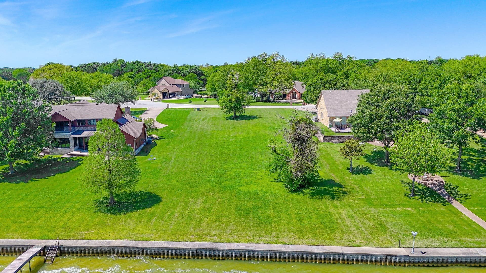 0.6 acres in Navarro County - photo 6