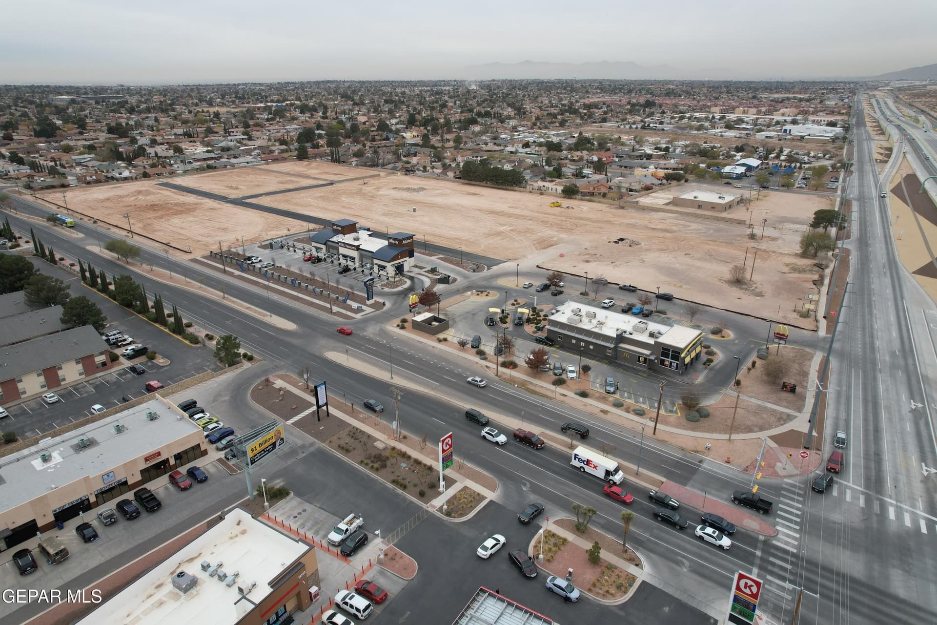 2.3 acres in El Paso County gallery image 3