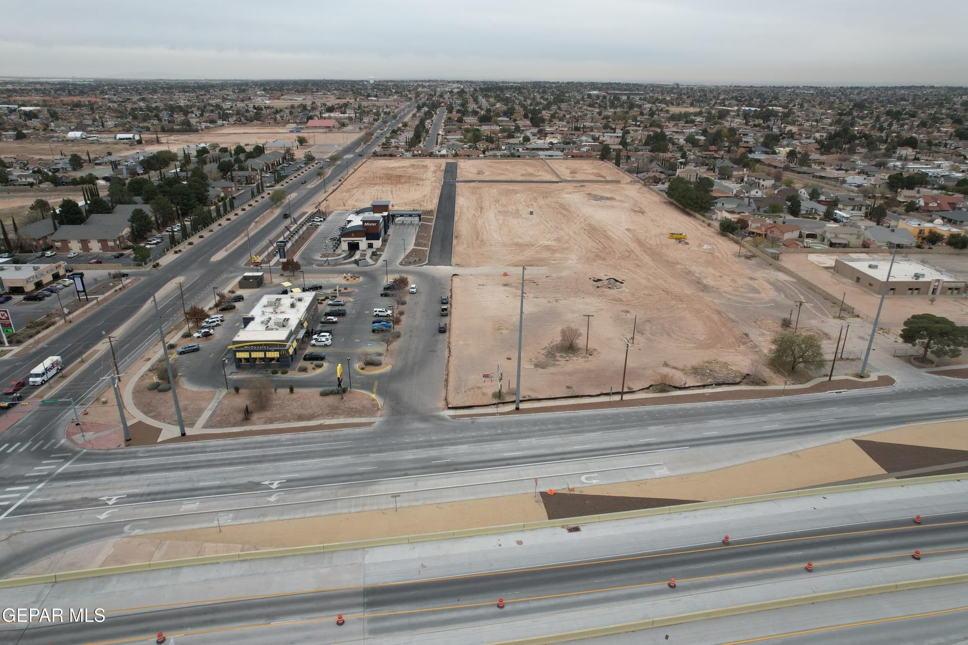2.3 acres in El Paso County gallery image 4