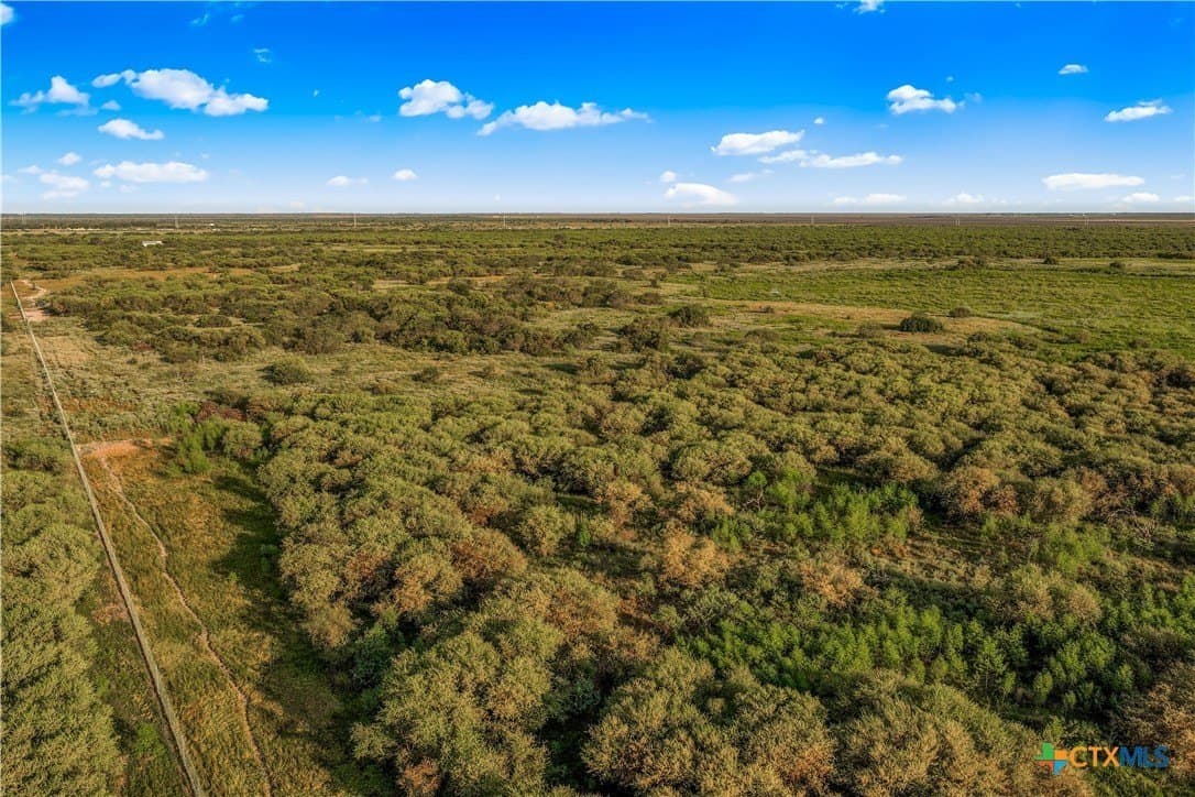 511.51 acres in Refugio County - photo 8