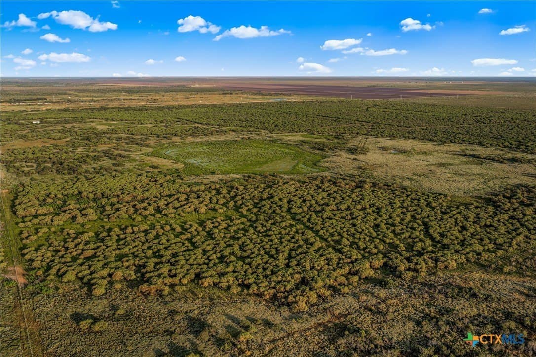 511.51 acres in Refugio County - photo 23