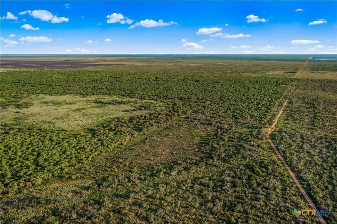 511.51 acres in Refugio County - photo 28