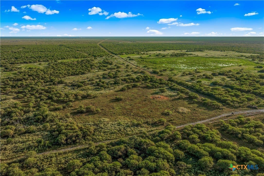 511.51 acres in Refugio County - photo 13