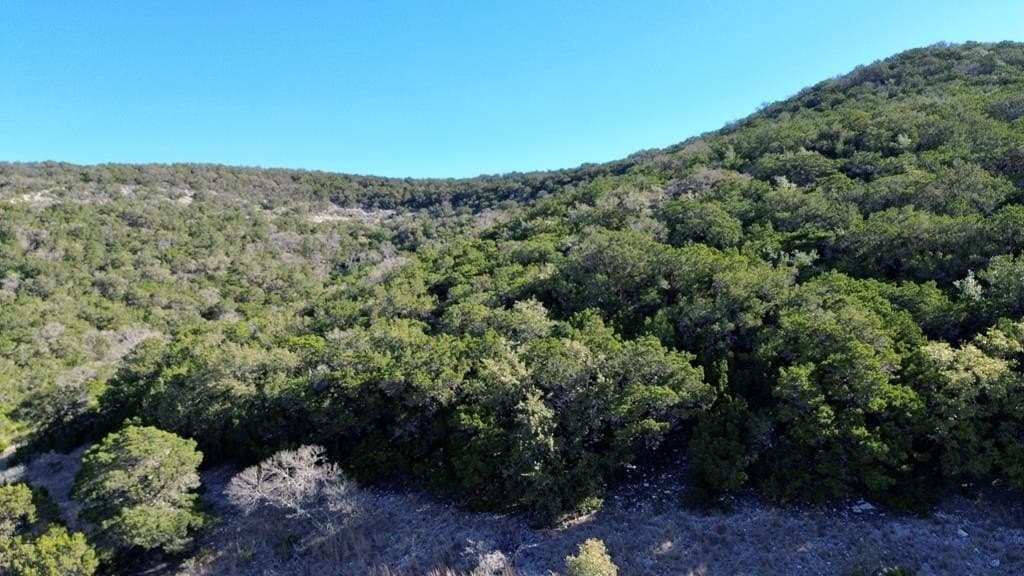 16.76 acres in Bandera County