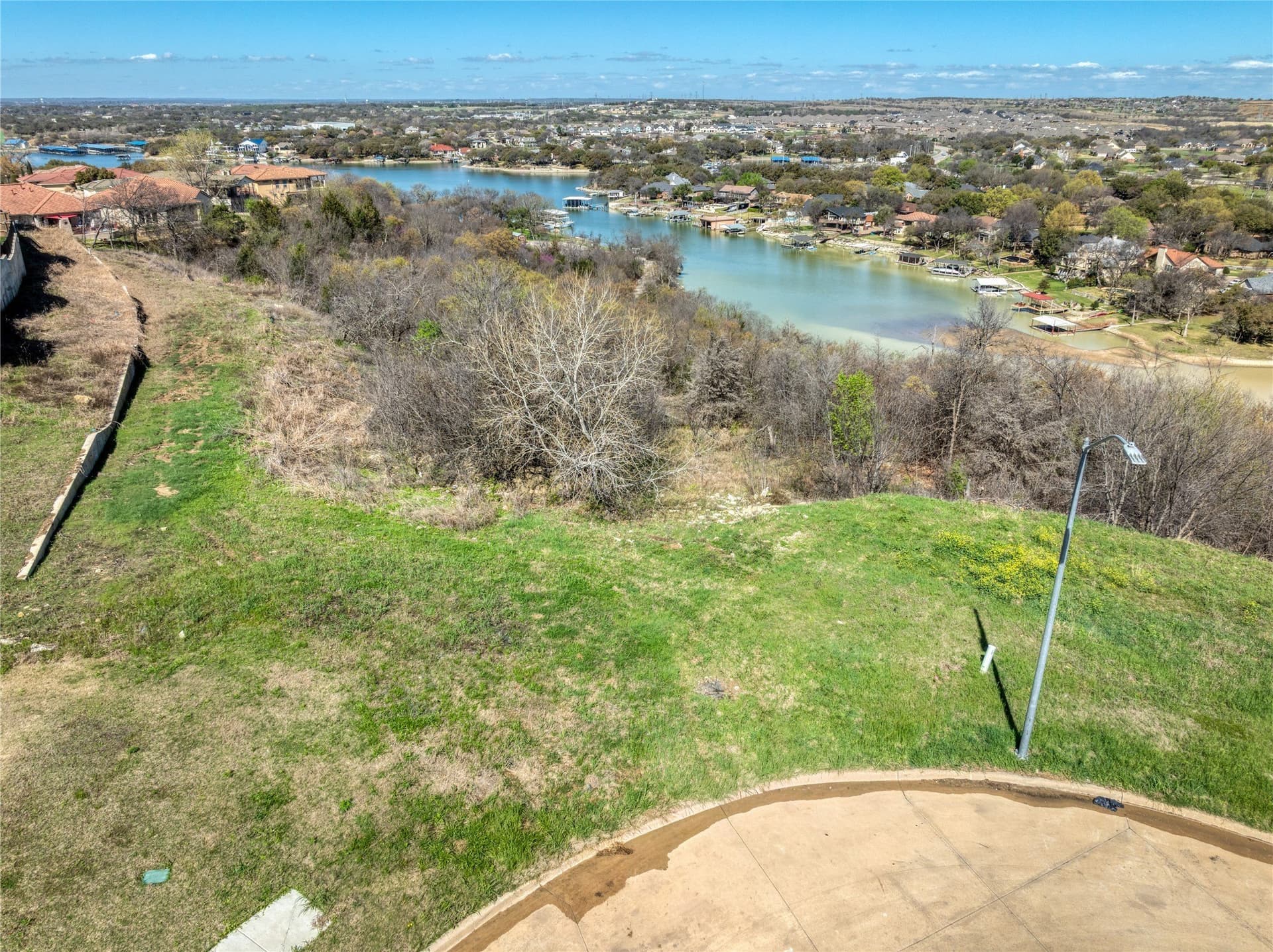 0.32 acres in Tarrant County - photo 2
