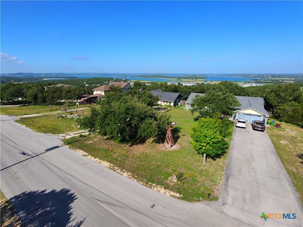 1.05 acres in Comal County - photo 16