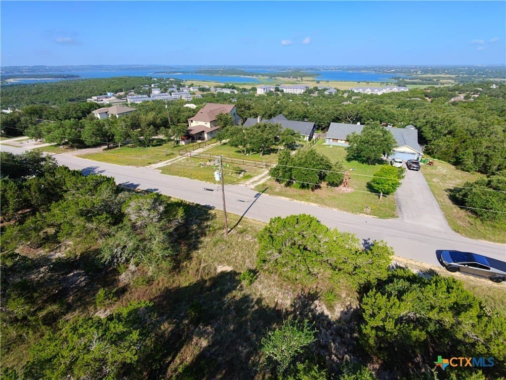 1.05 acres in Comal County - photo 6