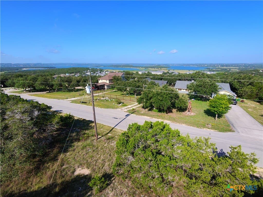 1.05 acres in Comal County - photo 14