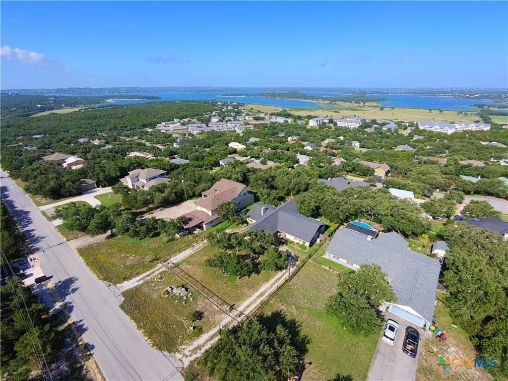 1.05 acres in Comal County - photo 20