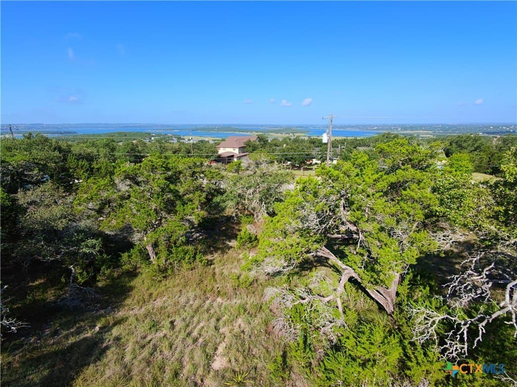 1.05 acres in Comal County - photo 12
