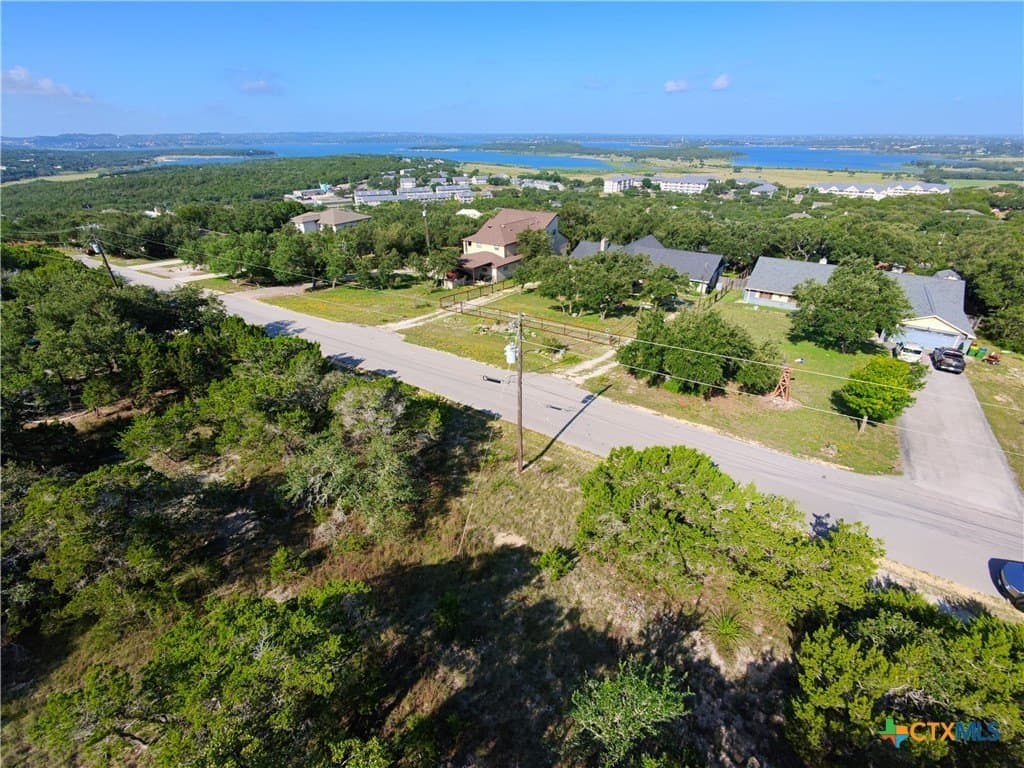 1.05 acres in Comal County - photo 7