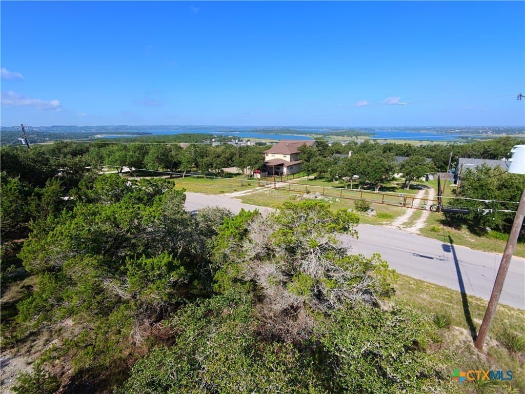 1.05 acres in Comal County - photo 15