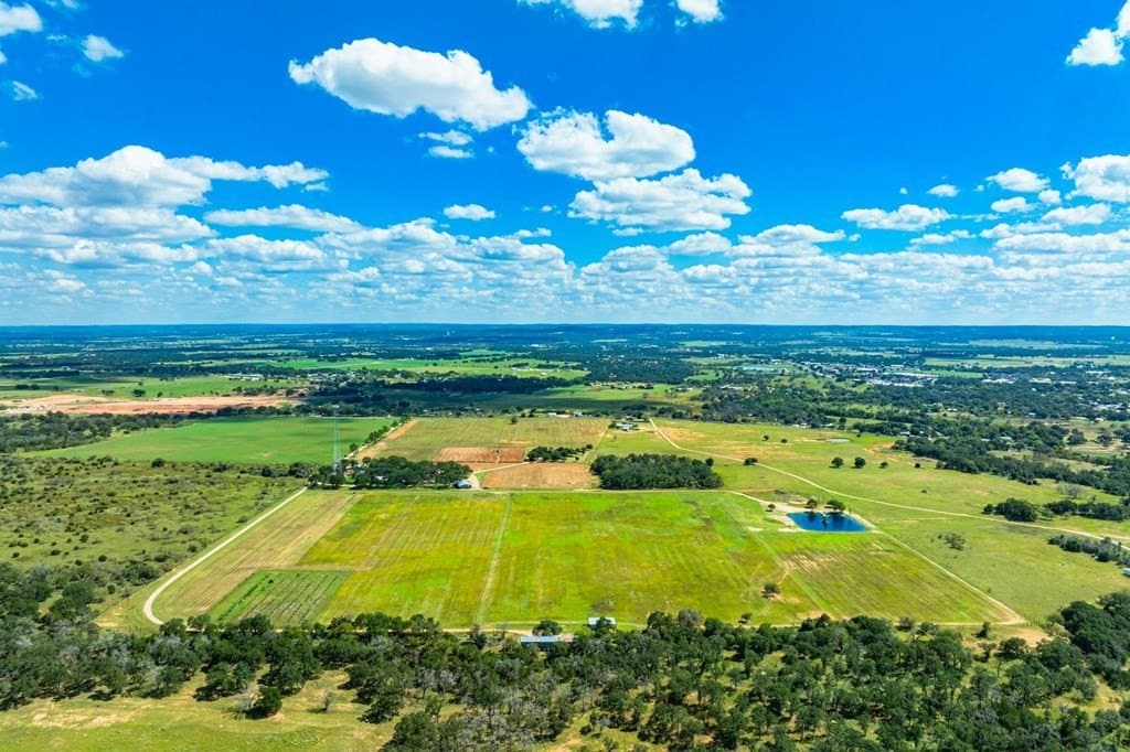 100.12 acres in Gillespie County - photo 15