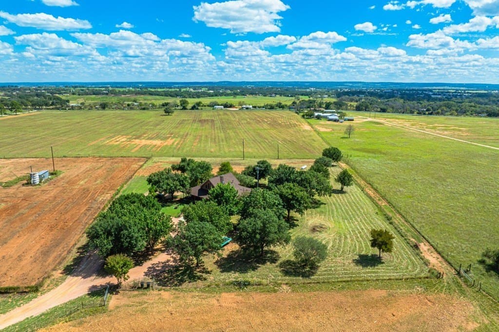 100.12 acres in Gillespie County - photo 8
