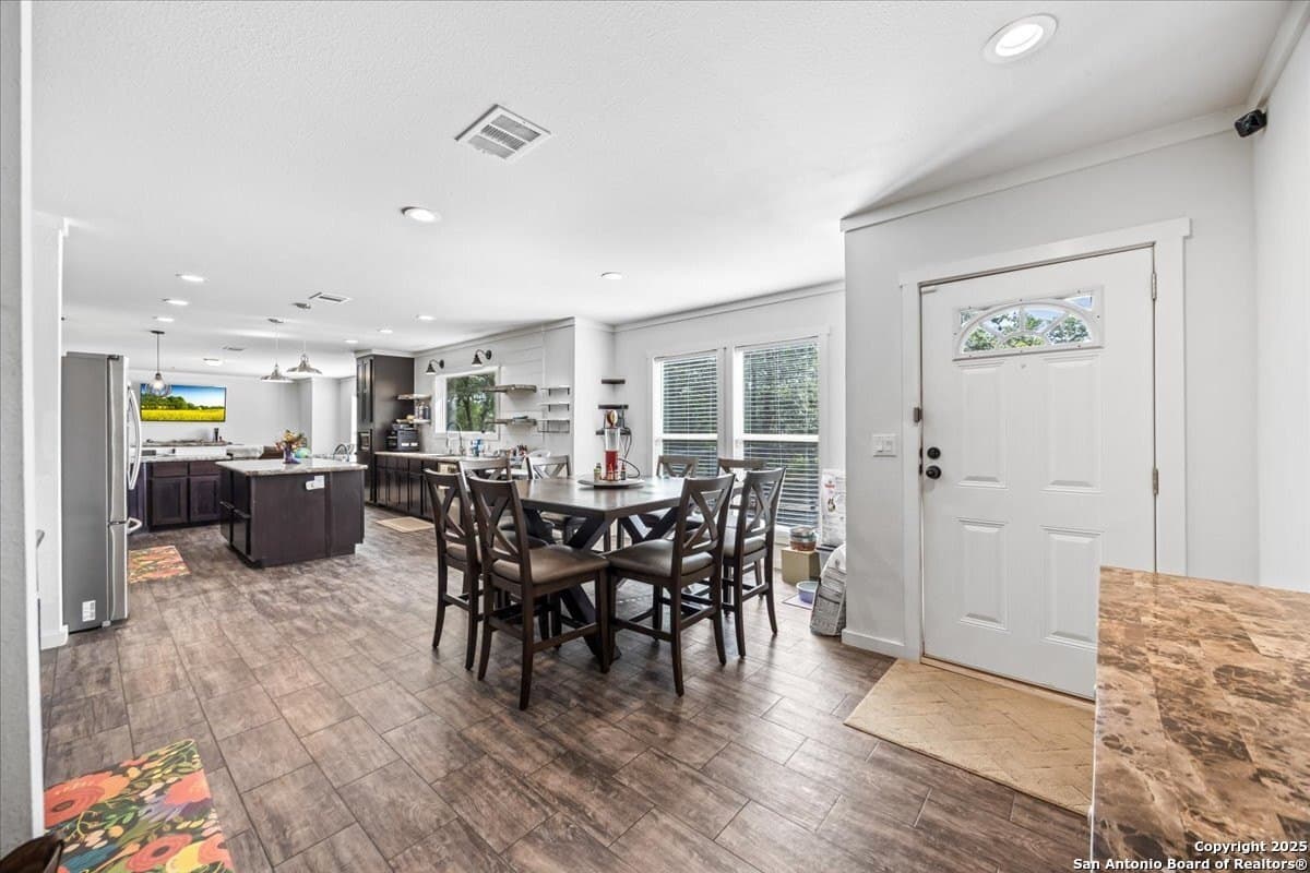 10 acres in Guadalupe County gallery image 3