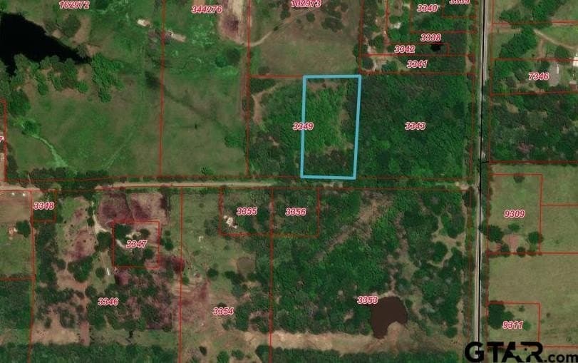2.6 acres in Titus County - photo 2